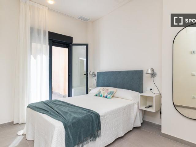 Habitación en piso compartido en alquiler en Nou Moles, Valencia