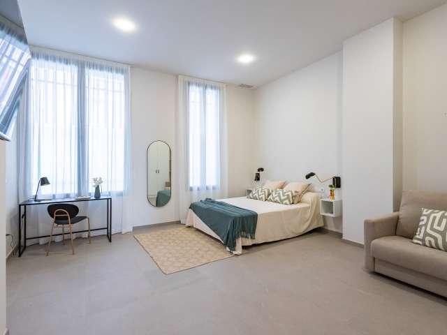 Habitación en piso compartido en alquiler en Nou Moles, Valencia