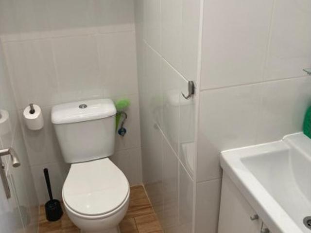 Habitación en piso compartido en alquiler en Numancia, Madrid