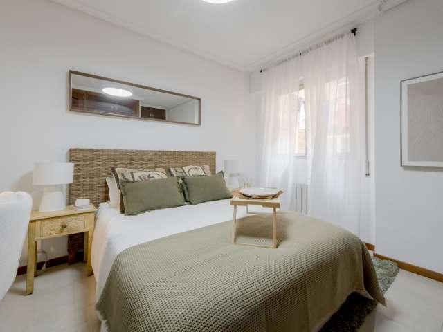 Habitación en piso compartido en alquiler en Pacífico, Madrid