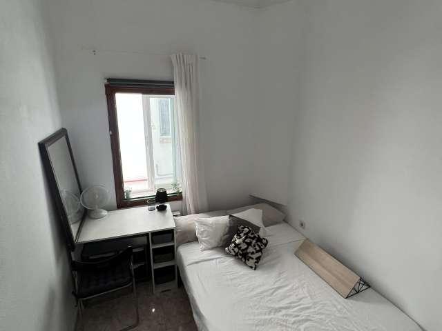 Habitación en piso compartido en alquiler en Palacio, Madrid