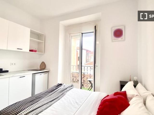 Habitación en piso compartido en alquiler en Palacio, Madrid