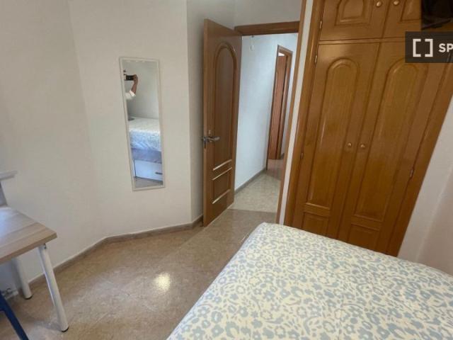 Habitación en piso compartido en alquiler en Palomeras Sureste, Madrid