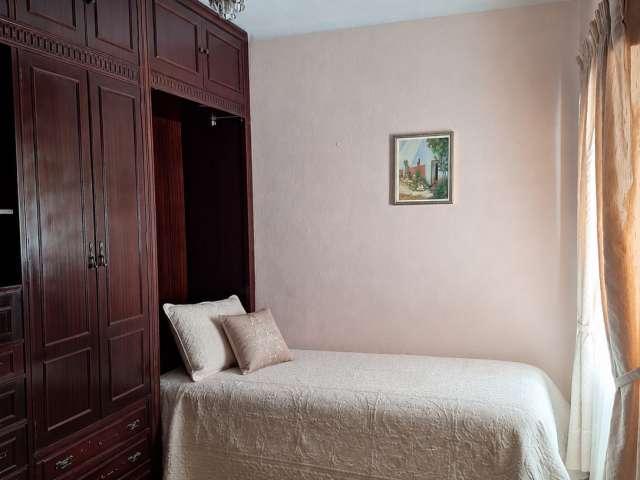 Habitación en piso compartido en alquiler en Penya Roja, Valencia