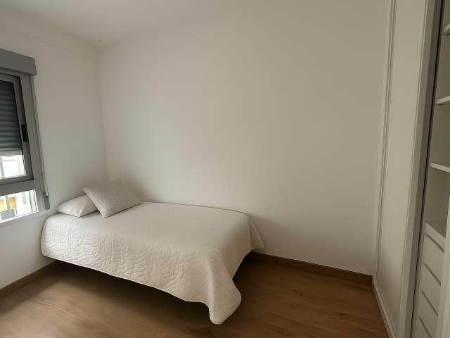 Habitación en piso compartido en alquiler en Peñagrande, Madrid