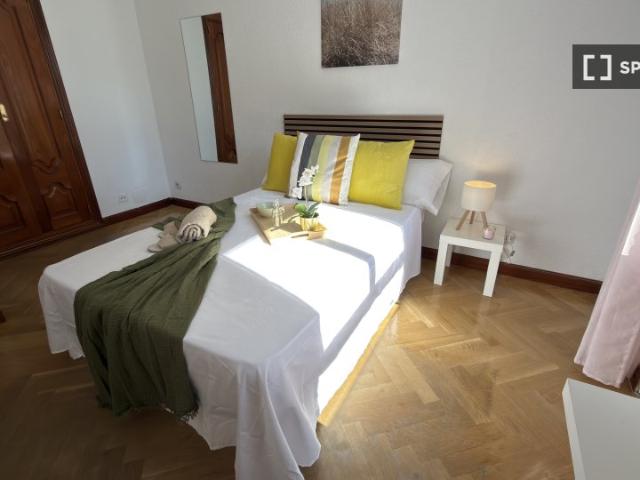 Habitación en piso compartido en alquiler en Pilar, Madrid