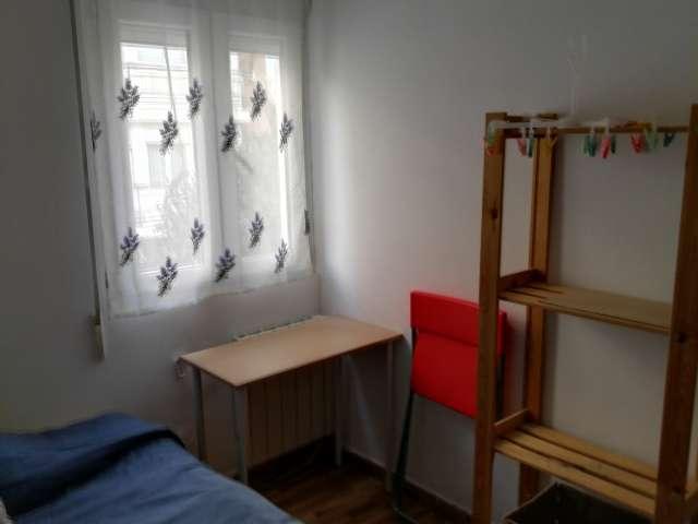 Habitación en piso compartido en alquiler en Prosperidad, Madrid