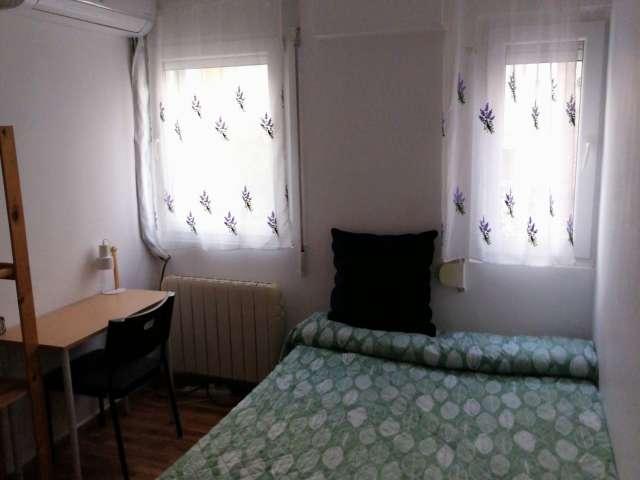 Habitación en piso compartido en alquiler en Prosperidad, Madrid