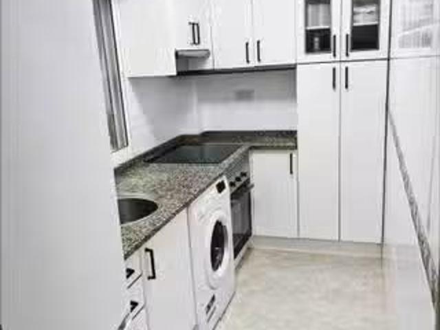 Habitación en piso compartido en alquiler en Quintana, Madrid