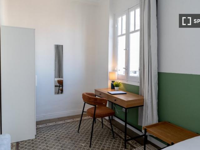 Habitación en piso compartido en alquiler en Ríos Rosas, Madrid
