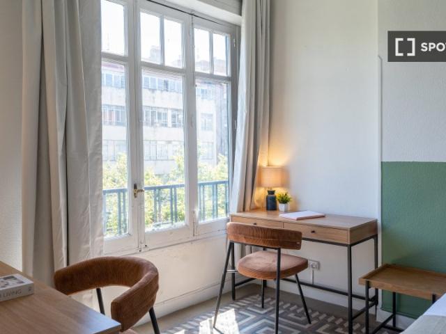 Habitación en piso compartido en alquiler en Ríos Rosas, Madrid