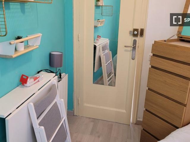 Habitación en piso compartido en alquiler en Sant Antoni, Barcelona