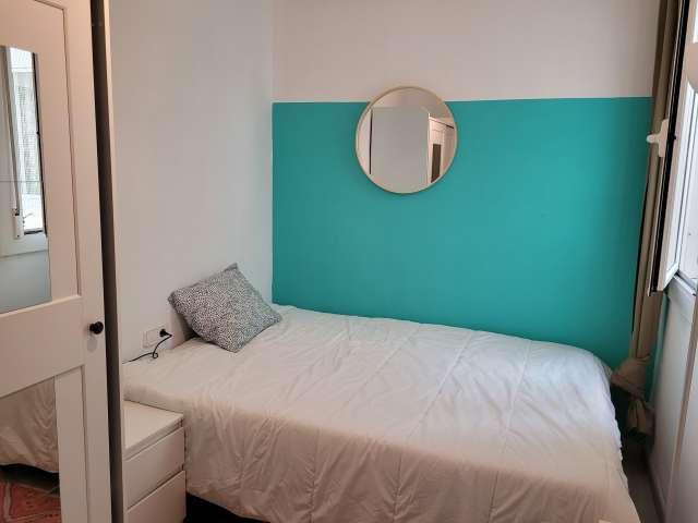 Habitación en piso compartido en alquiler en Sant Antoni, Barcelona