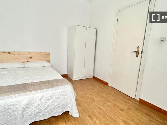 Habitación en piso compartido en alquiler en Santiponce
