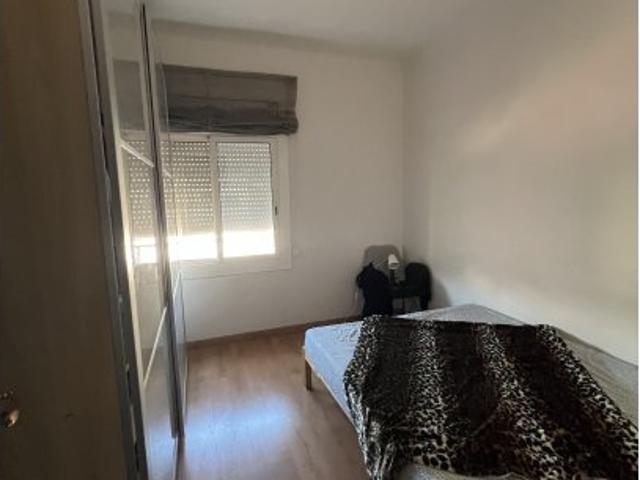 Habitación en piso compartido en alquiler en Sants Badal, Barcelona