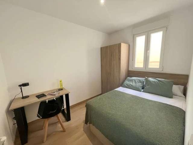 Habitación en piso compartido en alquiler en San Diego, Madrid