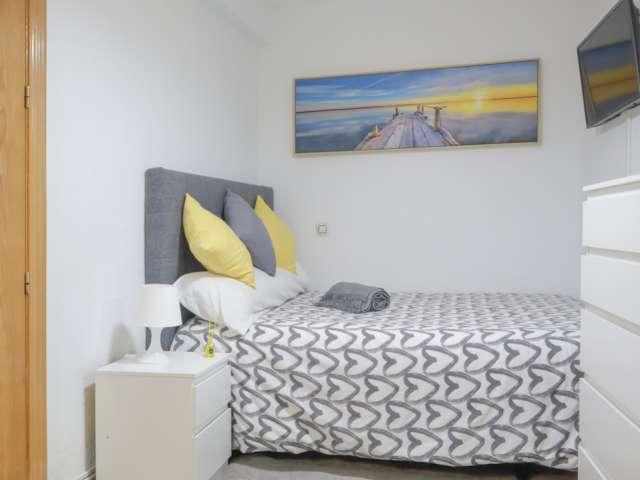 Habitación en piso compartido en alquiler en San Diego, Madrid