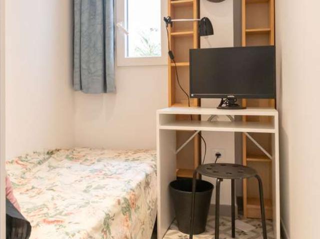 Habitación en piso compartido en alquiler en San Isidro, Madrid