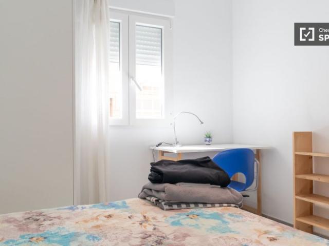 Habitación en piso compartido en alquiler en San Isidro, Madrid