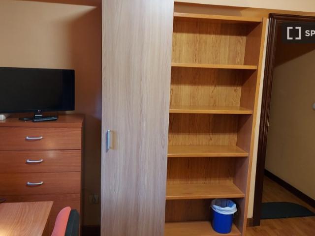 Habitación en piso compartido en alquiler en Salamanca