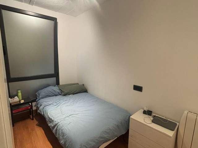 Habitación en alquiler en Simancas, Madrid