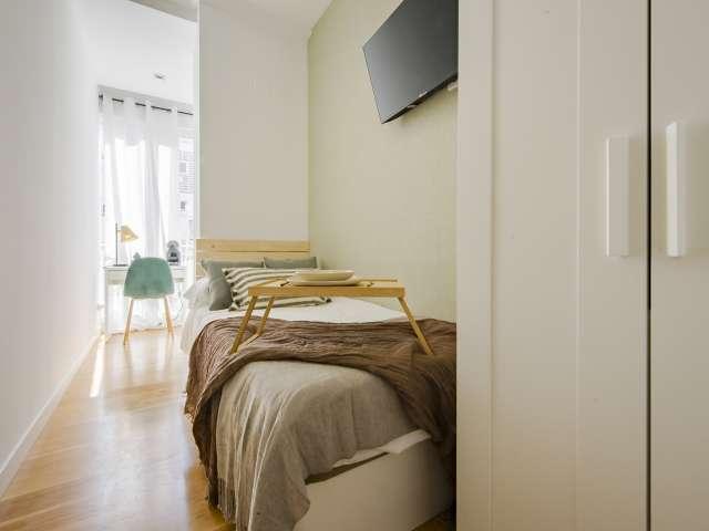 Habitación en piso compartido en alquiler, Hispanoamérica