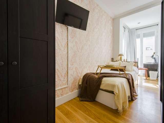 Habitación en piso compartido en alquiler, Hispanoamérica