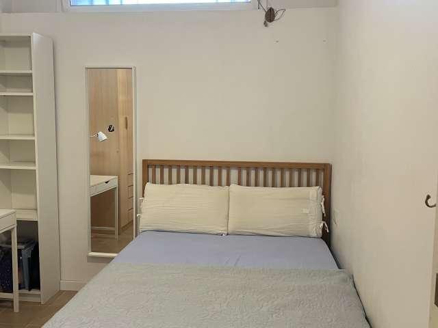 Habitación en piso compartido en alquiler, La Bordeta, Barcelona