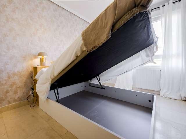Habitación en piso compartido en alquiler, Piovera, Madrid