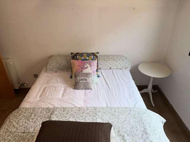 Habitación en piso compartido en barcelona