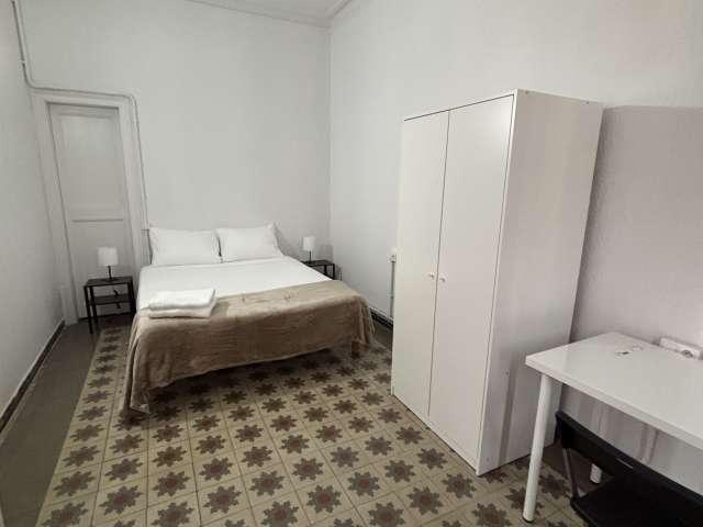 Habitación en piso compartido en barcelona