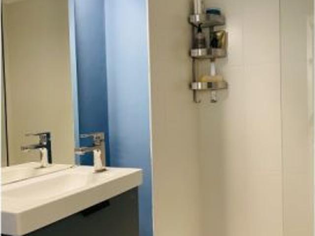 Habitación en piso compartido en barcelona