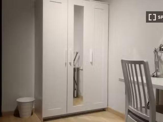 Habitación en piso compartido en barcelona