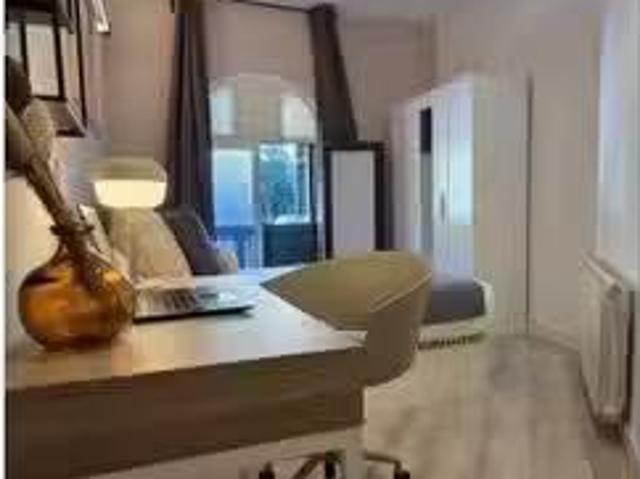 Habitación en piso compartido en barcelona