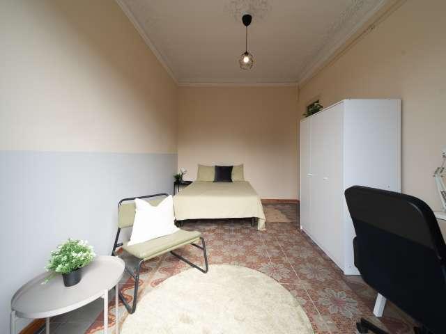 Habitación en piso compartido en barcelona