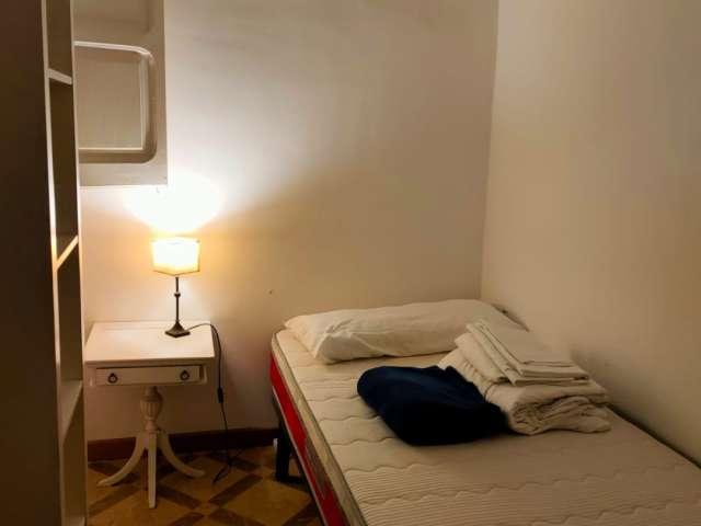 Habitación en piso compartido en barcelona