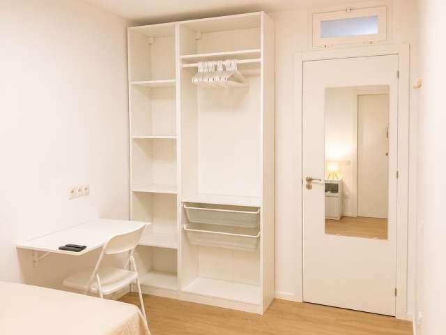 Habitación en piso compartido en barcelona