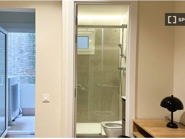 Habitación en piso compartido en barcelona