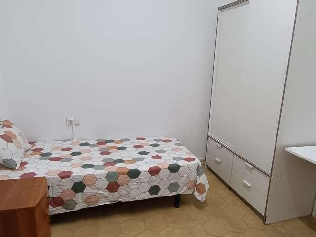 Habitación en piso compartido en barcelona