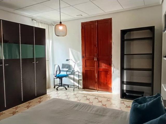 Habitación en piso compartido en Burjassot, Valencia