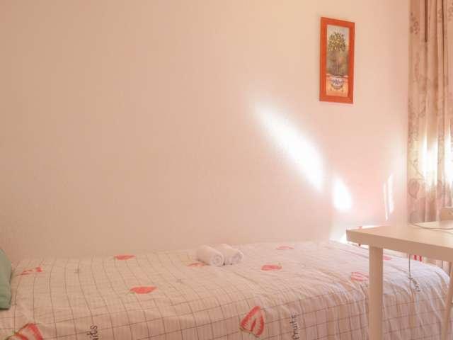 Habitación en piso compartido en Casco Histórico