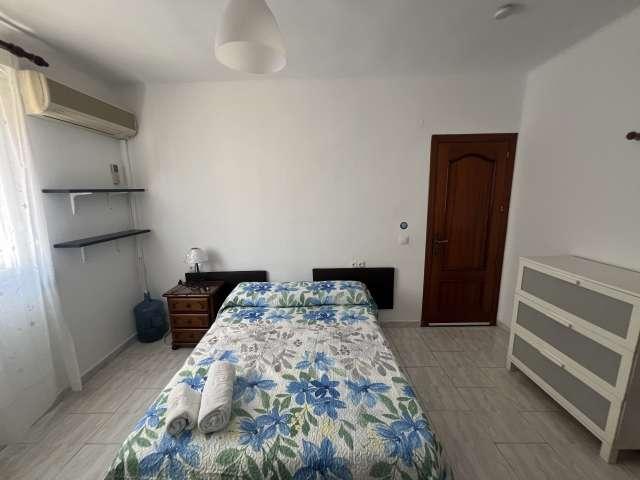 Habitación en piso compartido en Cruz del Humilladero, Málaga
