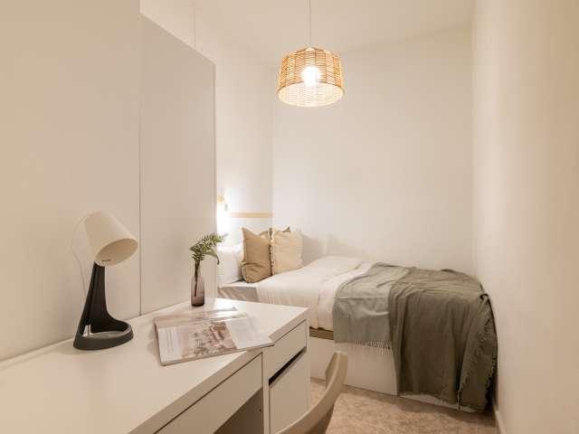 Habitación en piso compartido en El Raval, Barcelona