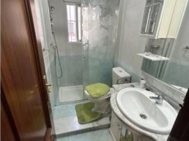 Habitación en piso compartido en Granada