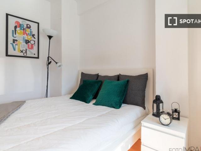 Habitación en piso compartido en Hispanoamérica, Madrid