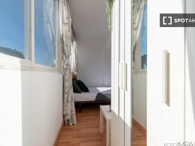 Habitación en piso compartido en Hispanoamérica, Madrid