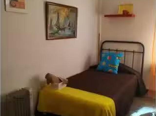 Habitación en piso compartido en Jaén