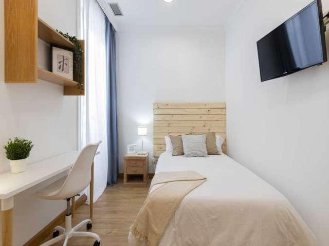 Habitación en piso compartido en Justicia, Madrid