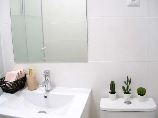 Habitación en piso compartido en Justicia, Madrid