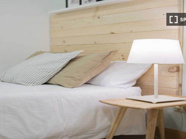 Habitación en piso compartido en Justicia, Madrid